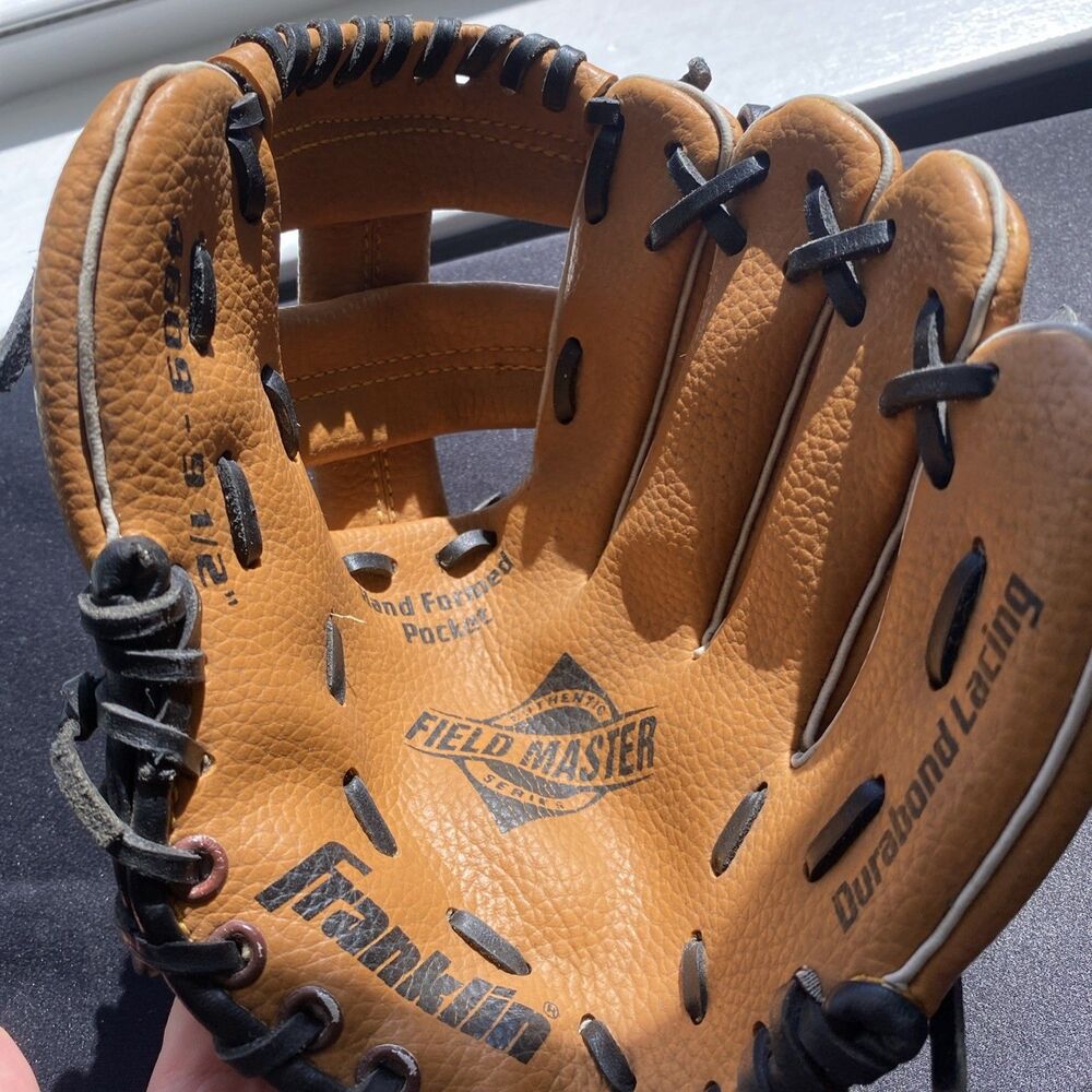 Franklin Field Master Baseball Glove Right Handed, 9 1/2”  #4609